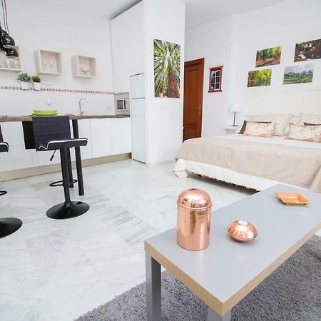 Good Vibes Estudio Deluxe Trinidad 1 Málaga Exteriör bild